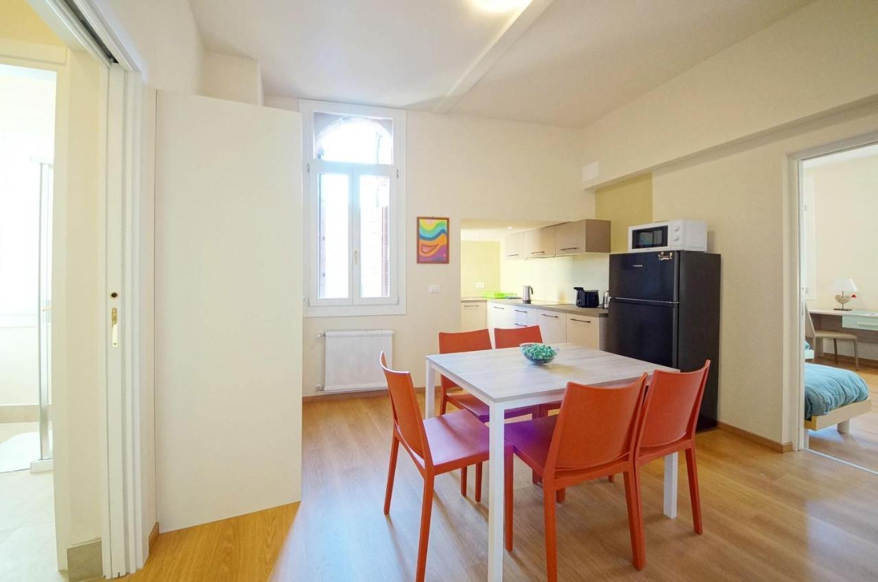 Ca' Circus 4 Rooms Wi-Fi Fibre Venice Ngoại thất bức ảnh