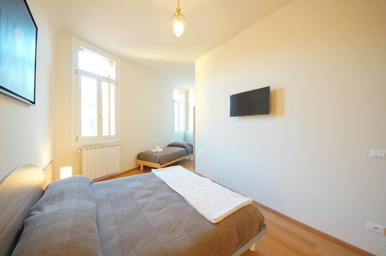 Ca' Circus 4 Rooms Wi-Fi Fibre Venice Ngoại thất bức ảnh